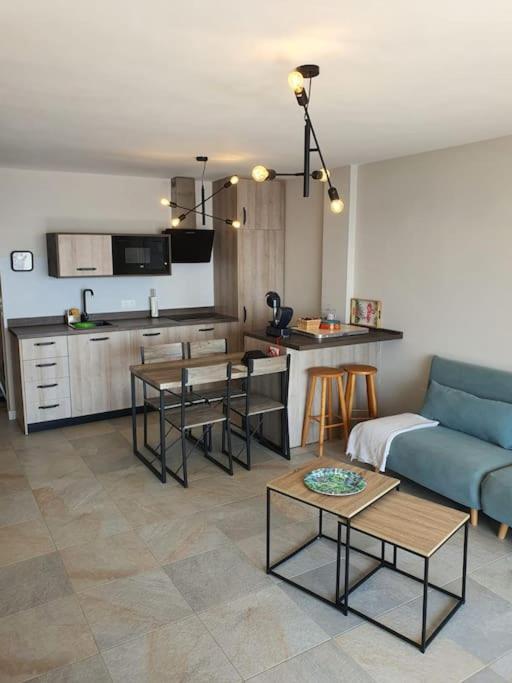 FRONT MER - Sublime appartement moderne et confortable Estepona Eksteriør billede