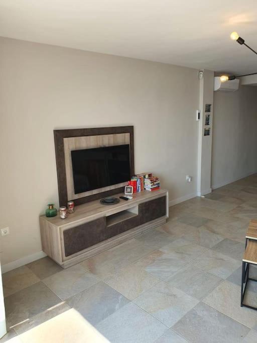 FRONT MER - Sublime appartement moderne et confortable Estepona Eksteriør billede