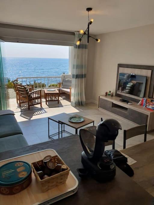 FRONT MER - Sublime appartement moderne et confortable Estepona Eksteriør billede